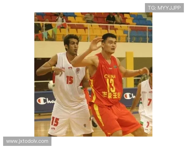 杜丽家那物业费怕是天价，篮球场上拼劲一把，回家尺度又不一样了吧？