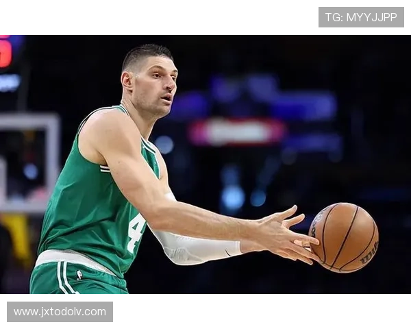 武切维奇挡拆制造错位提升得分效率，拉开内线进攻空间